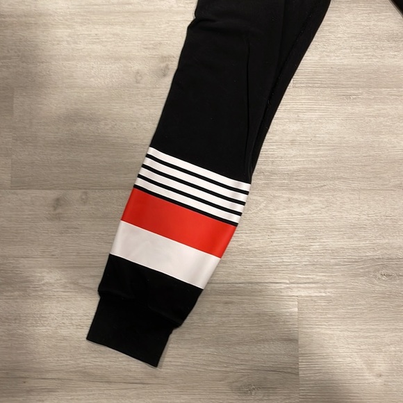 VS Pink Brand Joggers - Picture 3 of 6